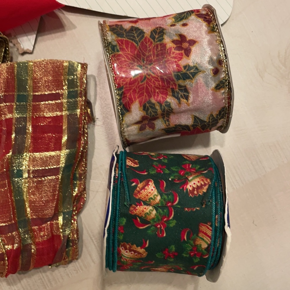 Christmas Bows & Ribbon Lot - Picture 3 of 8